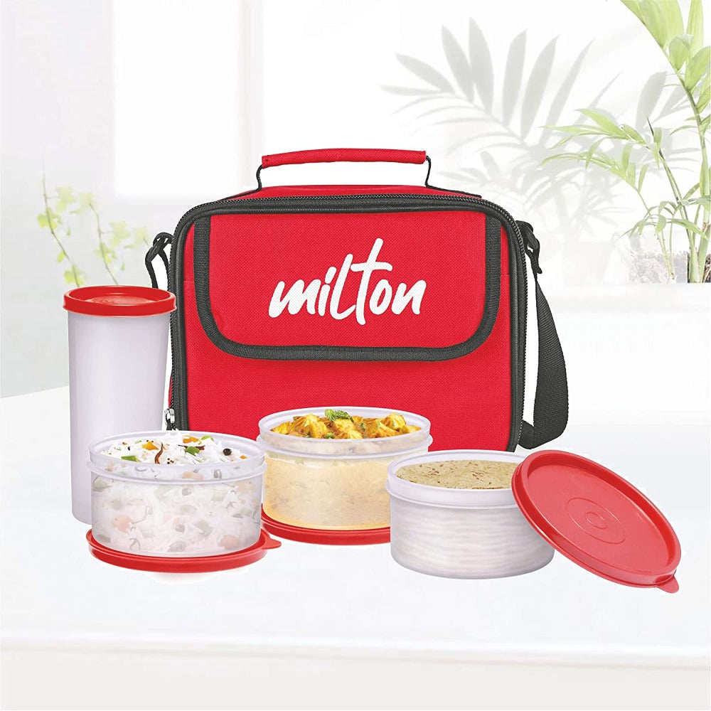 Milton New Brunch Plastic Yellow Lunch Box Of 590 ML To Keep Food Warm For  Hours